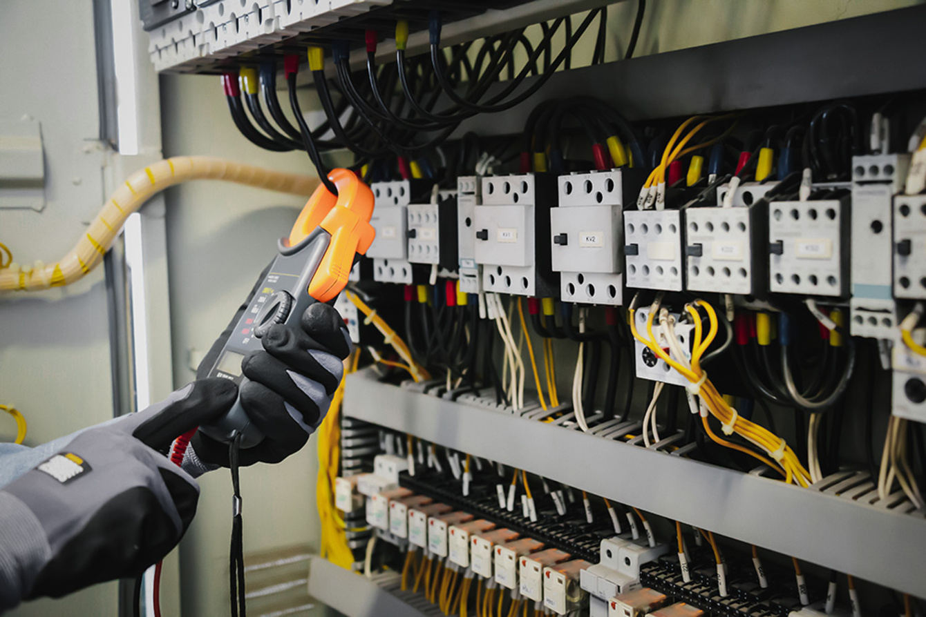DGUV Vorschrift 3-Check bei Elektrotechnik Neudietendorf in Neudietendorf