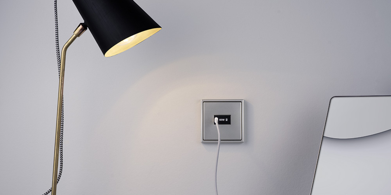 Ladegerät USB PD 60 bei Elektrotechnik Neudietendorf in Neudietendorf