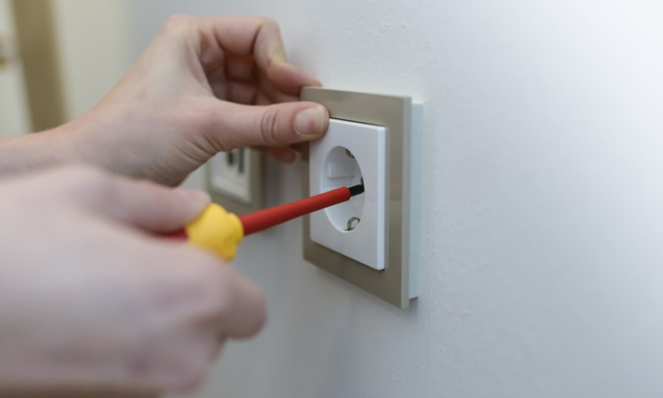 Elektro­installation bei Elektrotechnik Neudietendorf in Neudietendorf